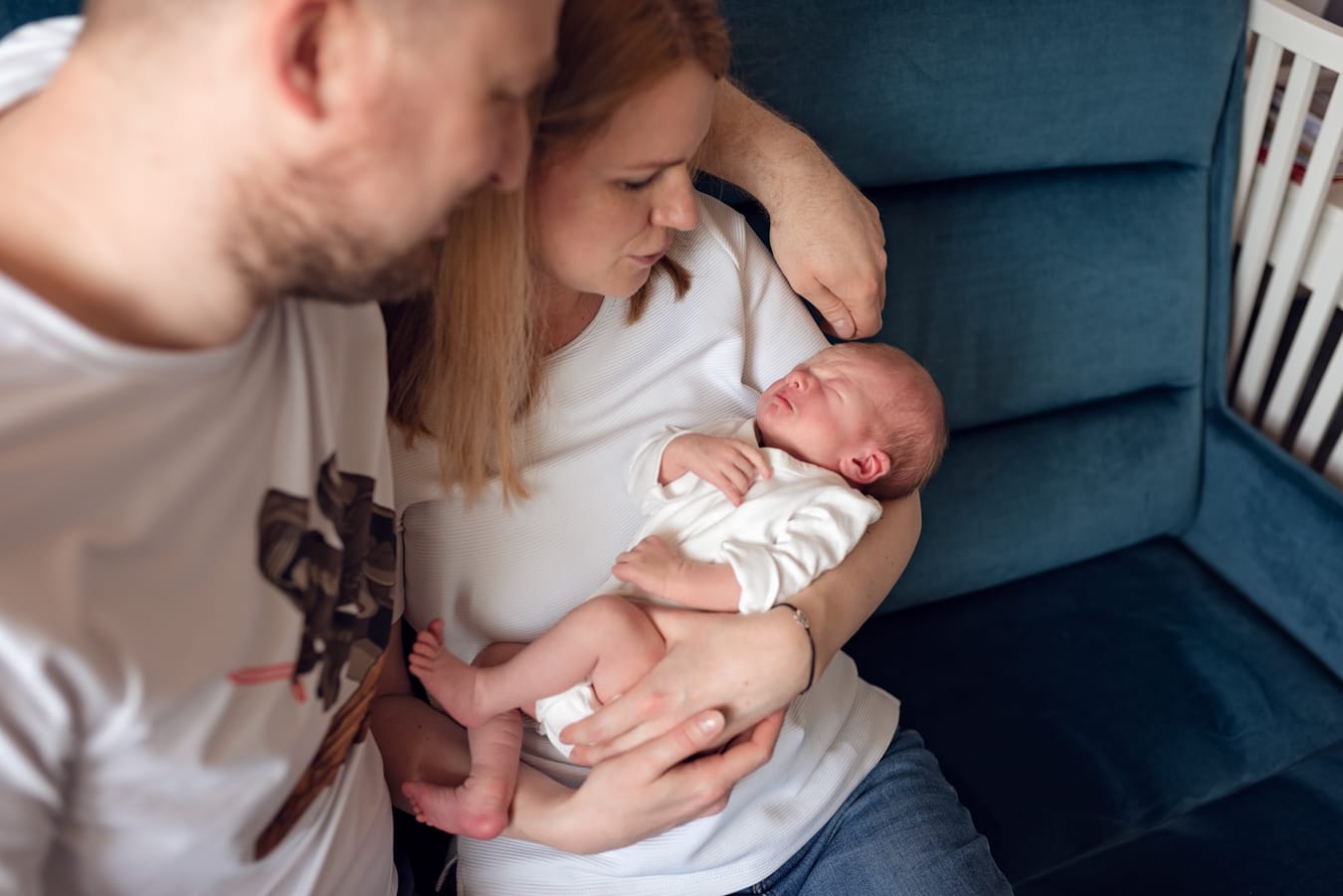 Rodzice z noworodkiem sesja noworodkowa Sopot