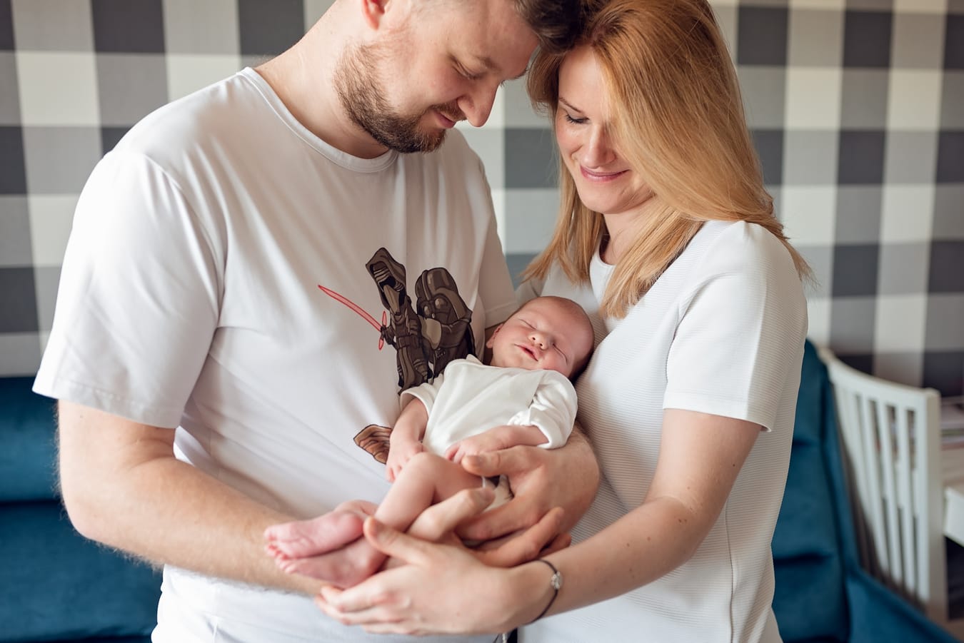 Portret rodzinny z noworodkiem sesja noworodkowa Sopot