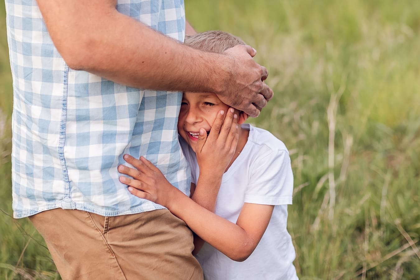 Spontaniczna i naturalna sesja rodzinna w plenerze Gdańsk Gdynia Sopot
