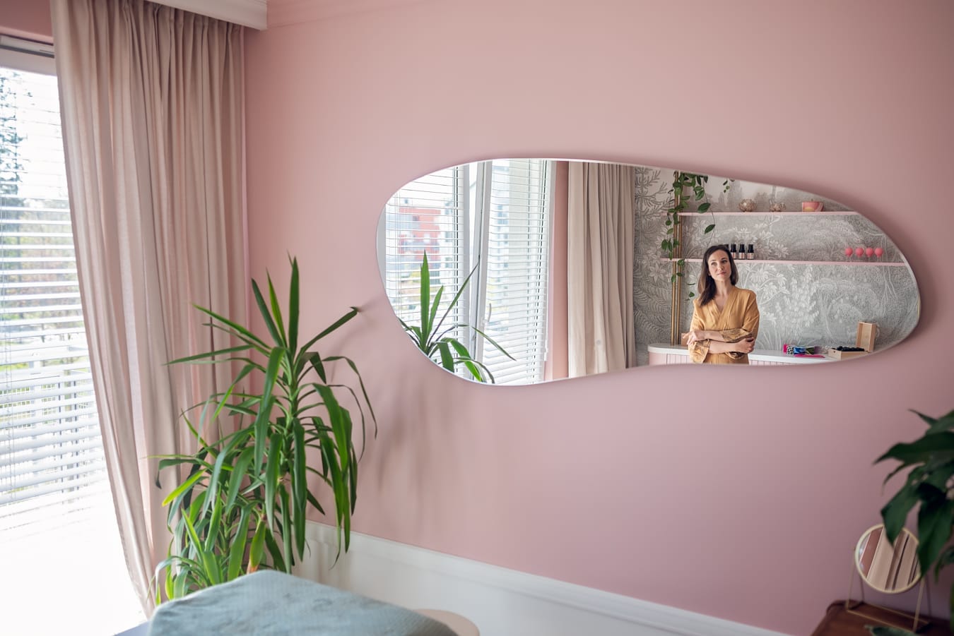 Przyjazna atmosfera gabinetu zaprasza do relaksu i odnowy biologicznej.
