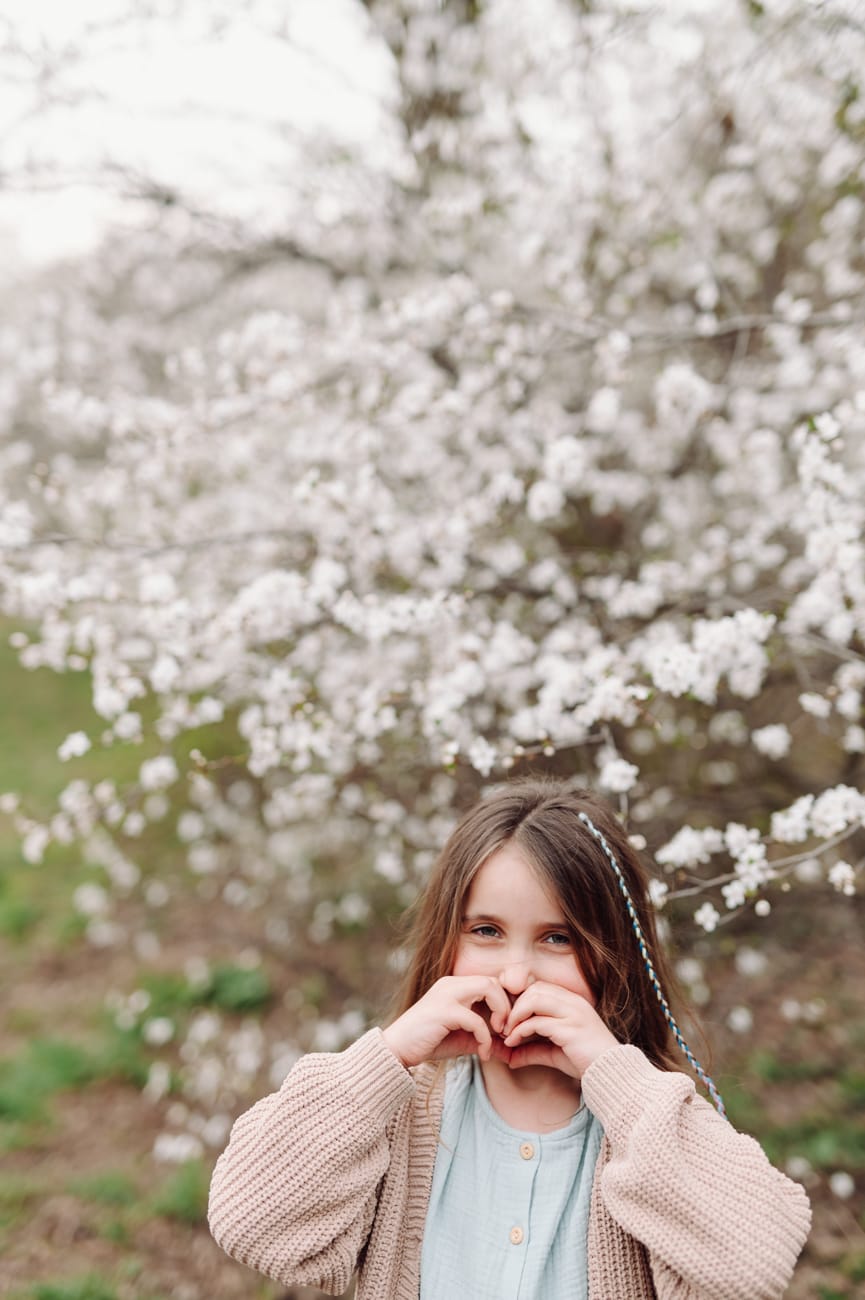 Portret dziewczynki sesja dziecięca wiosna Gdynia