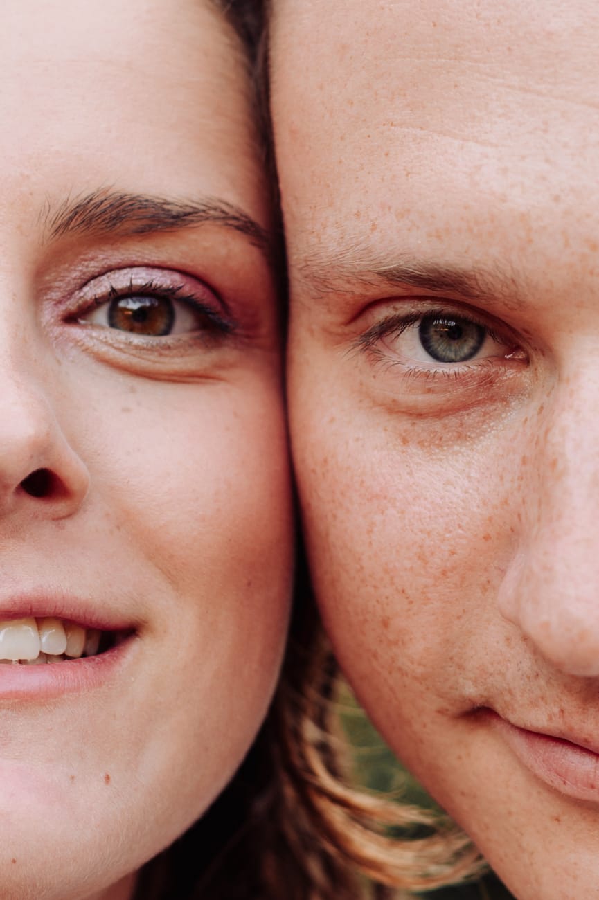 Portret pary sesja ciążowa w plenerze Gdynia