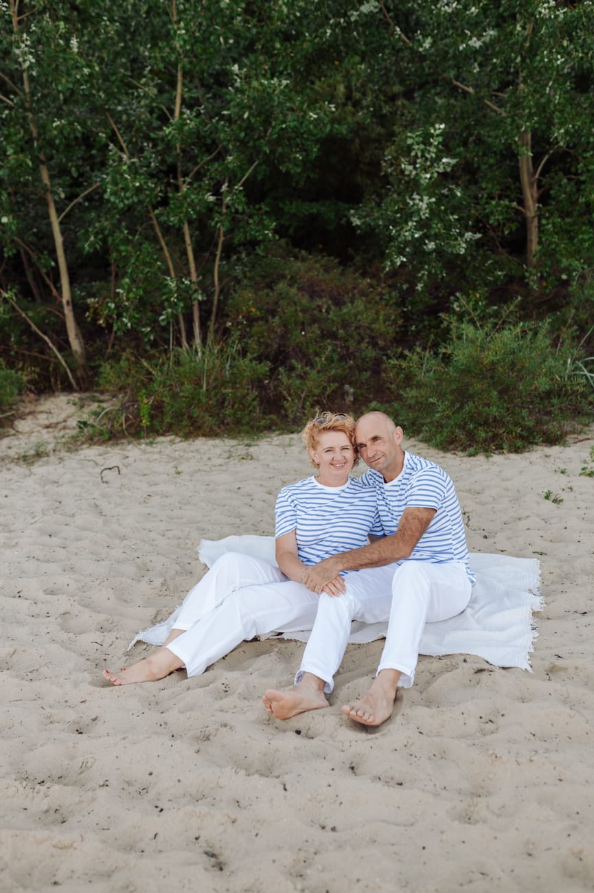Małżeństwo na plaży sesja w prezencie Gdynia